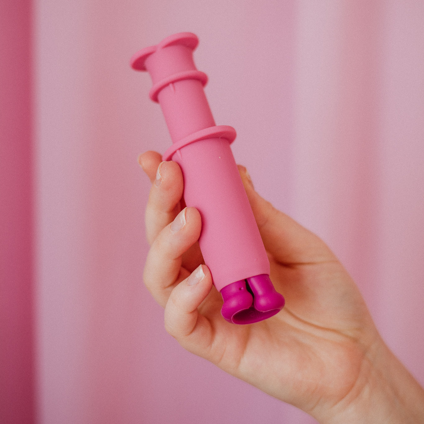 Aplikator do dysków i kubeczków menstruacyjnych - PRZEDSPRZEDAŻ